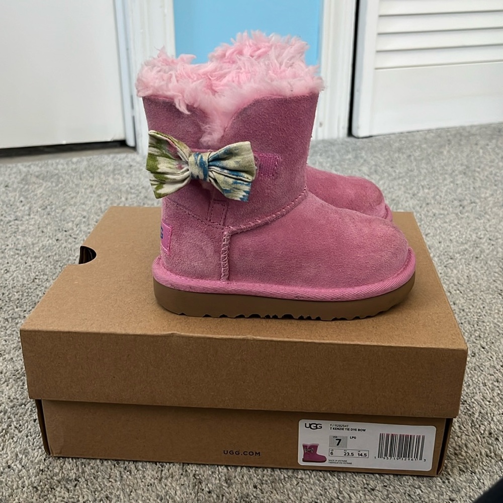 Toddler size 7 Ugg Boots